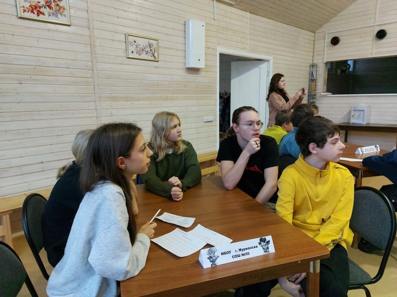 Для обучающиеся 9б класса состоялась профориентационная экскурсия в Мурманский индустриальный колледж.